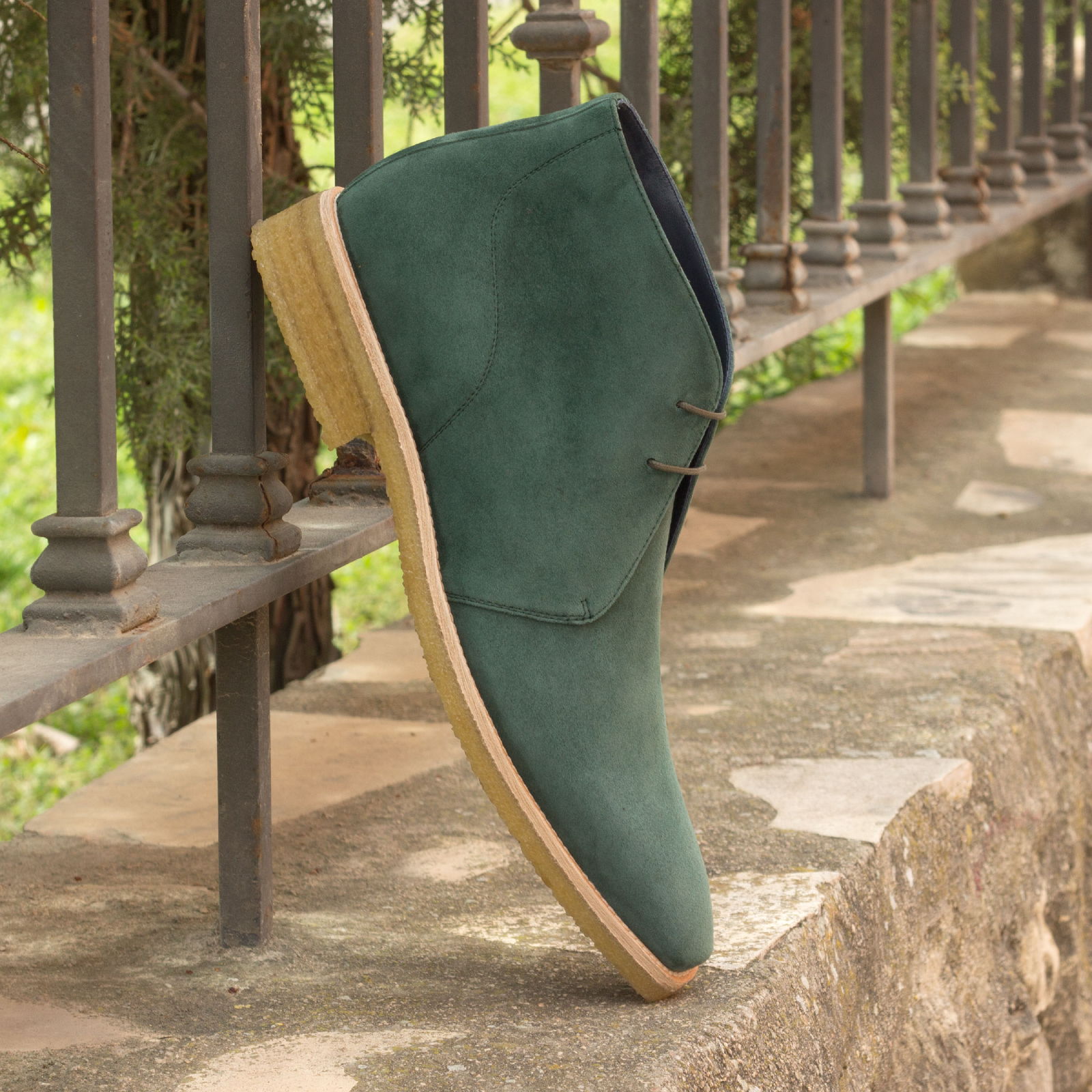 mens dress chukka