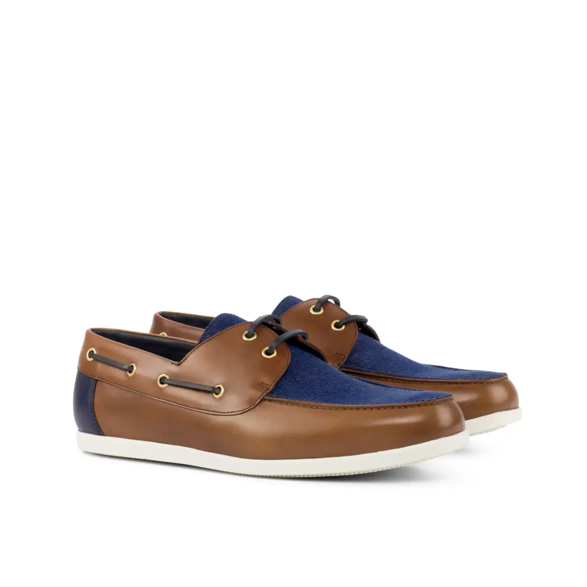 mens brown boat shoes