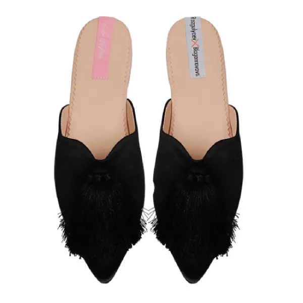 Charlotte discount black slippers