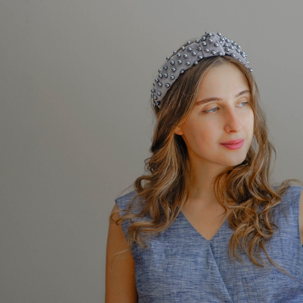 Pearl Headband in Grey Velvet | Jewelled headband