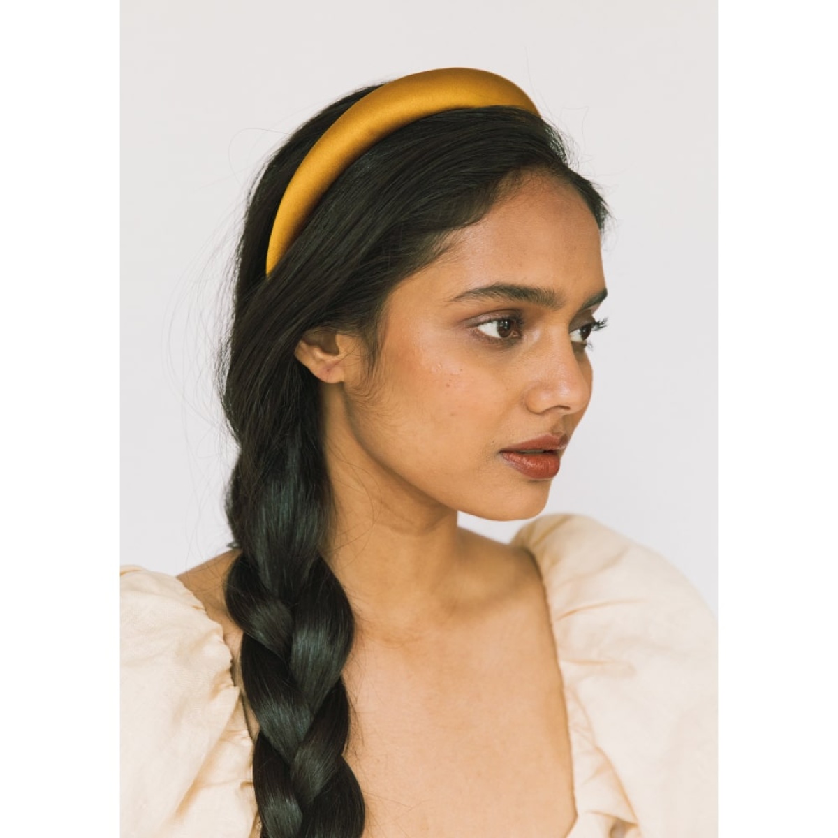 Essen headband Accessories designer Coveti