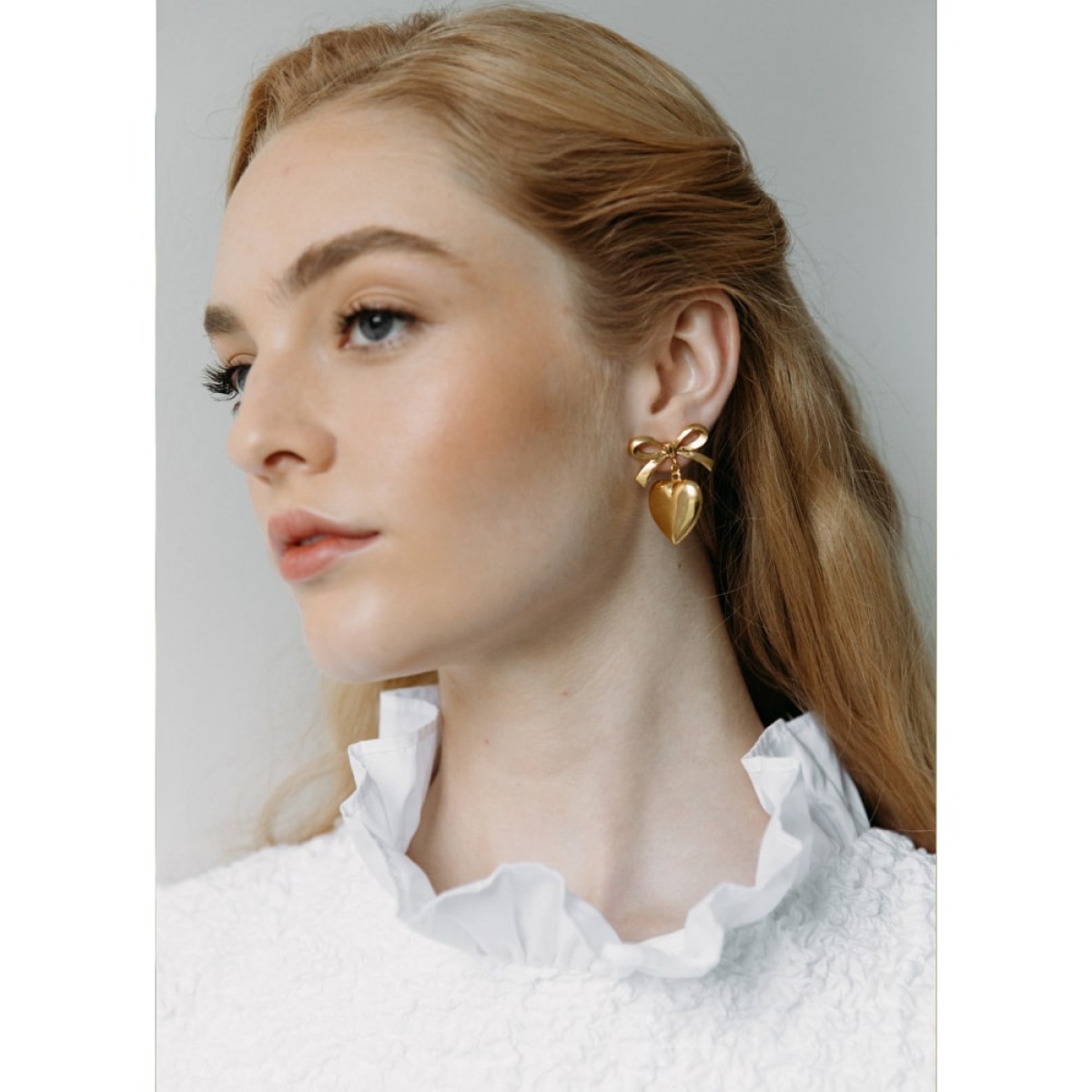 Marveille Champagne comb Accessories Bridal Coveti