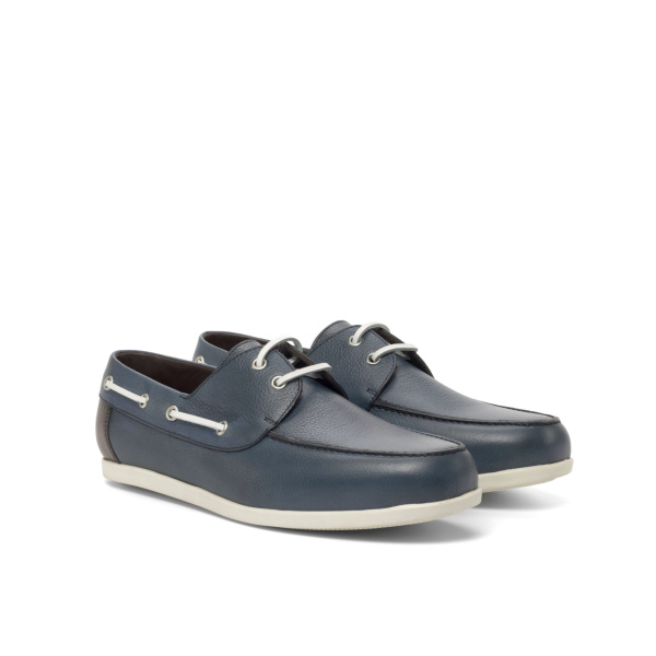 mens boat shoes