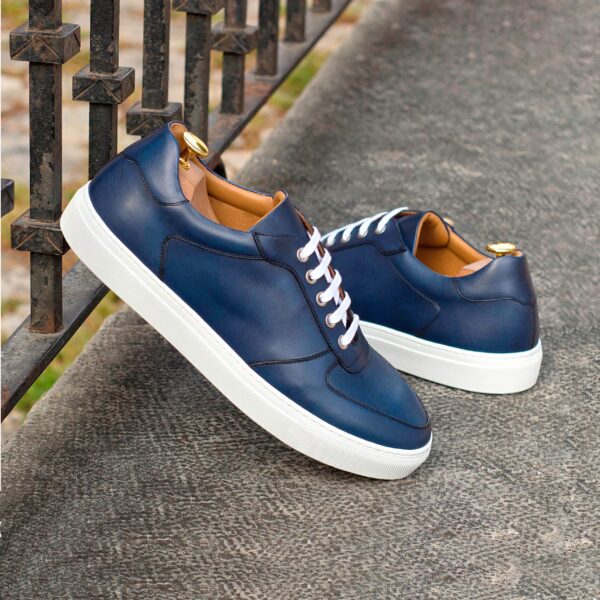 low top sneakers for Mens