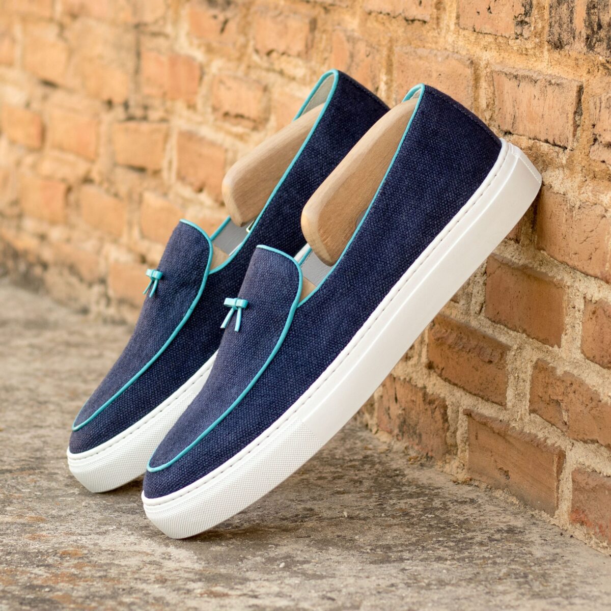 men's slip on sneakers