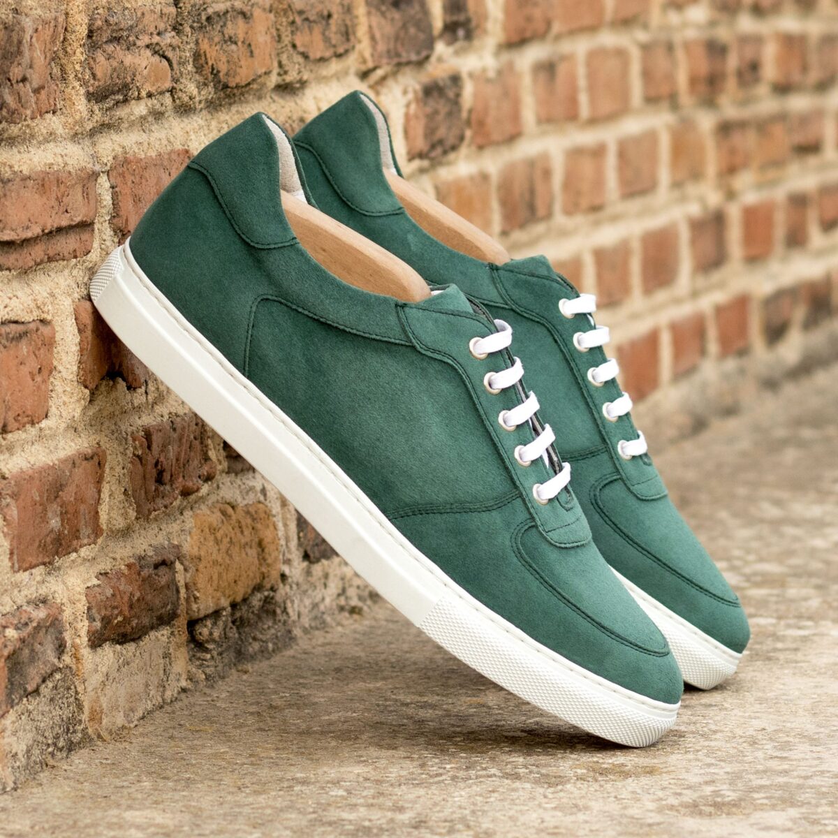 low top sneakers for Mens