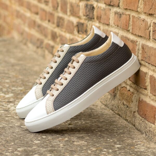 low top sneakers for Mens