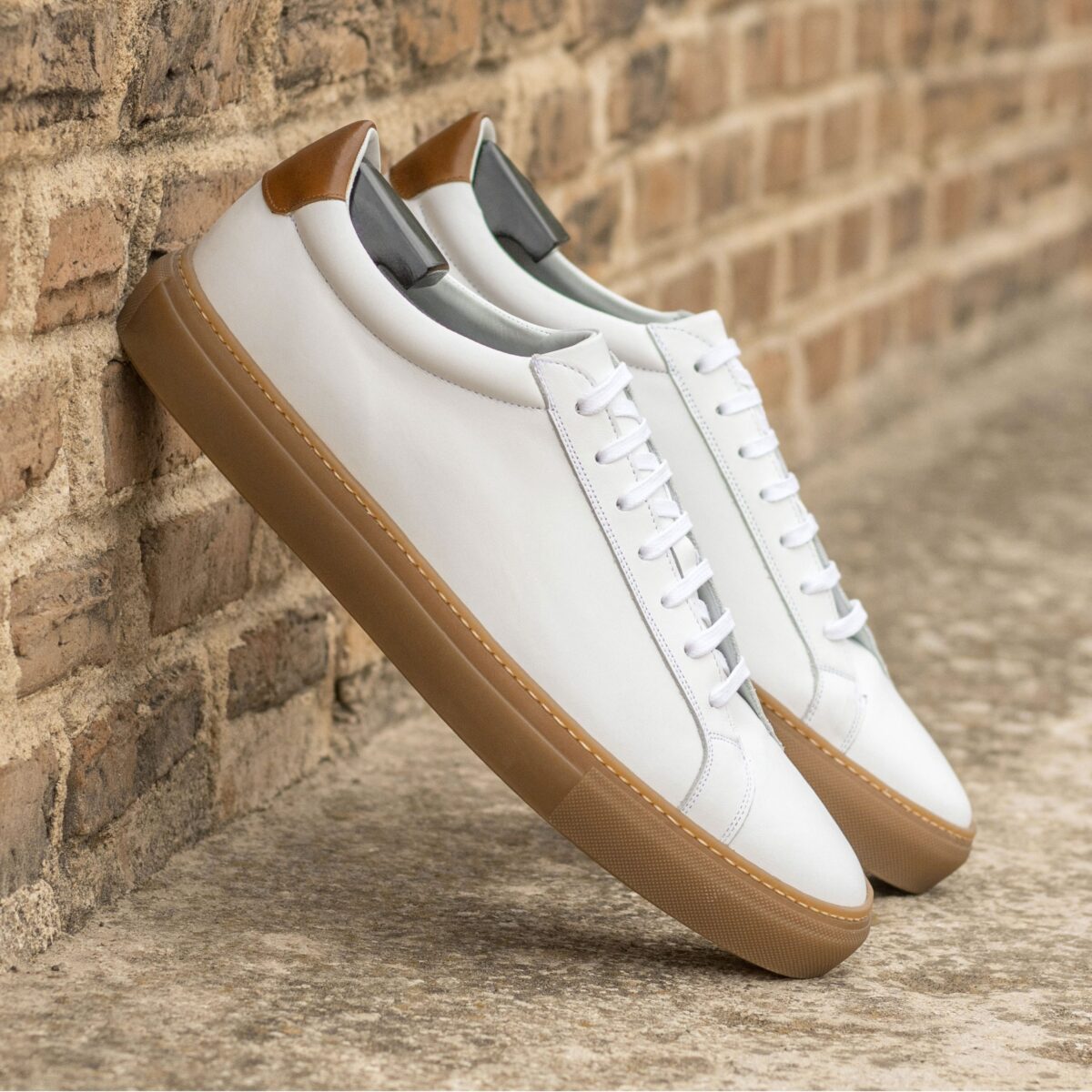 low top sneakers for Mens