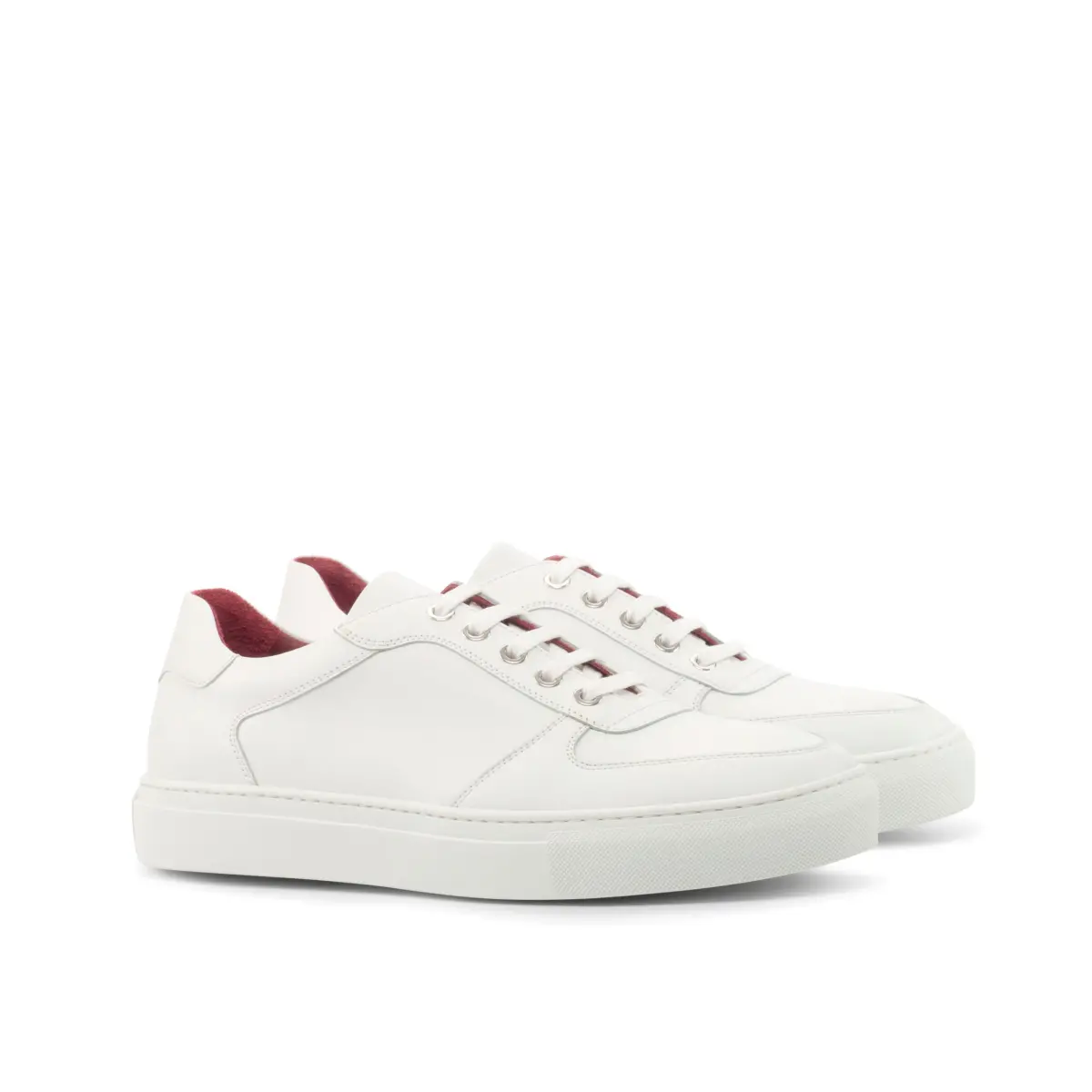 Men low top sneakers