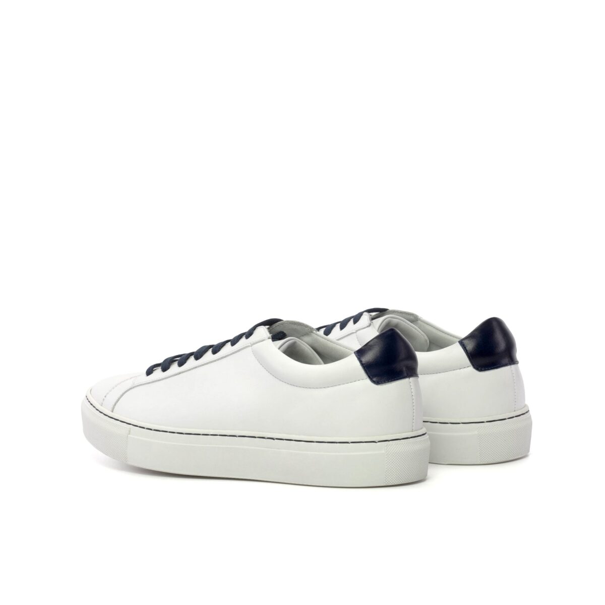 Mens low top sneakers