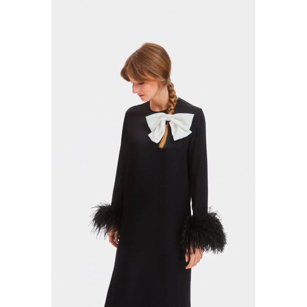 The Sleeper Suzi Maxi Dress with Detachable Feathers in Black