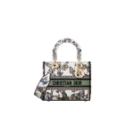 Dior Medium Lady D Lite Bag 1172659 nobg Dior Medium Lady D Lite Bag 1172659 nobg