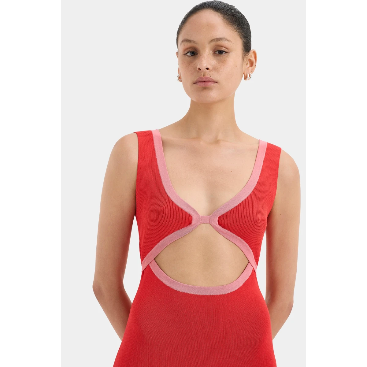 sir the label red dress
