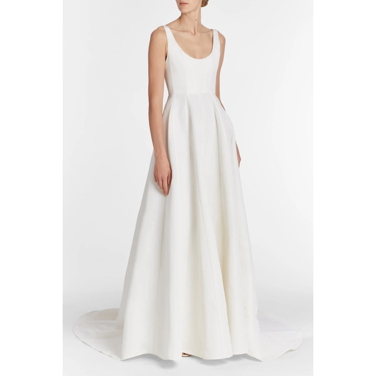 Markarian gowns