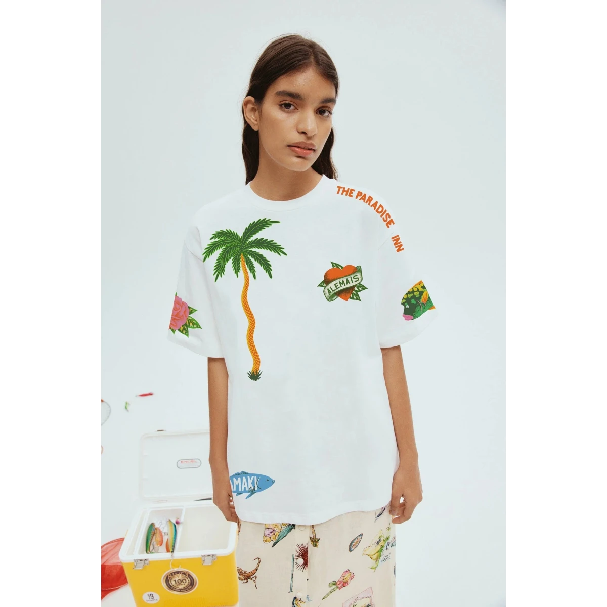 Alemais Paradise Inn Tee