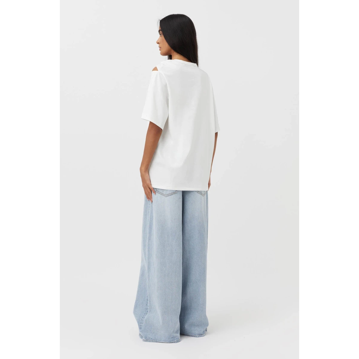 Camilla and Marc Juno Knot Tee