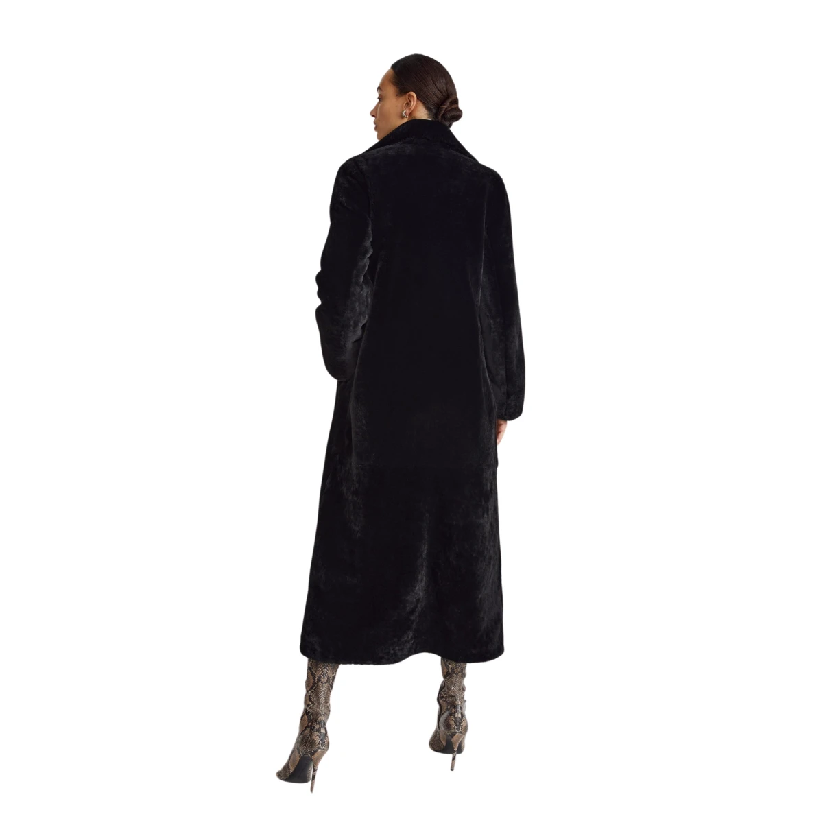 Nour Hammour Elegant Shearling Coat 4 2 scaled16127 nobg