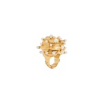 Schiaparelli-Bursting-Pearl-Ring-350930_nobg