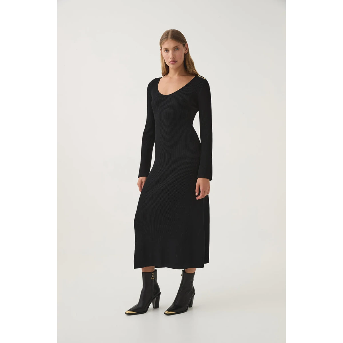 Zeitgeist Knit Midi Dress