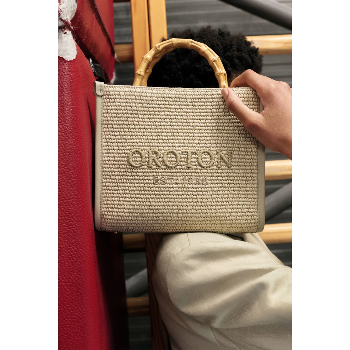 Oroton clothing