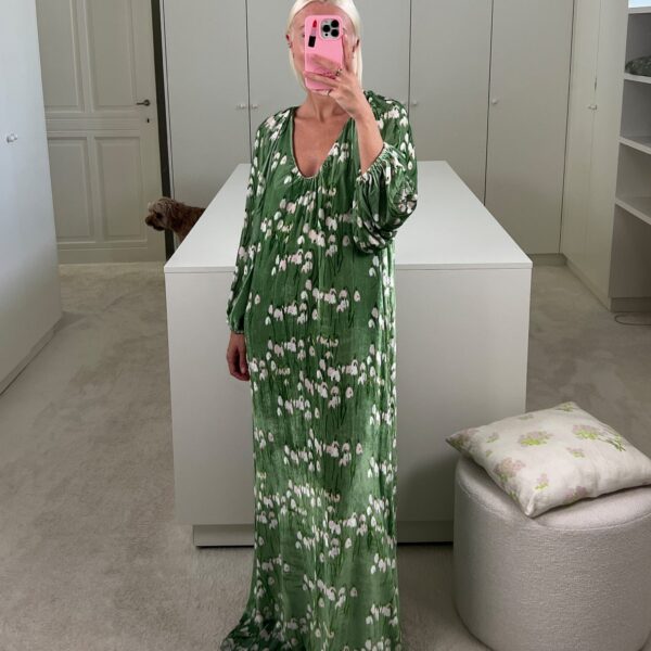 Bernadette dresses