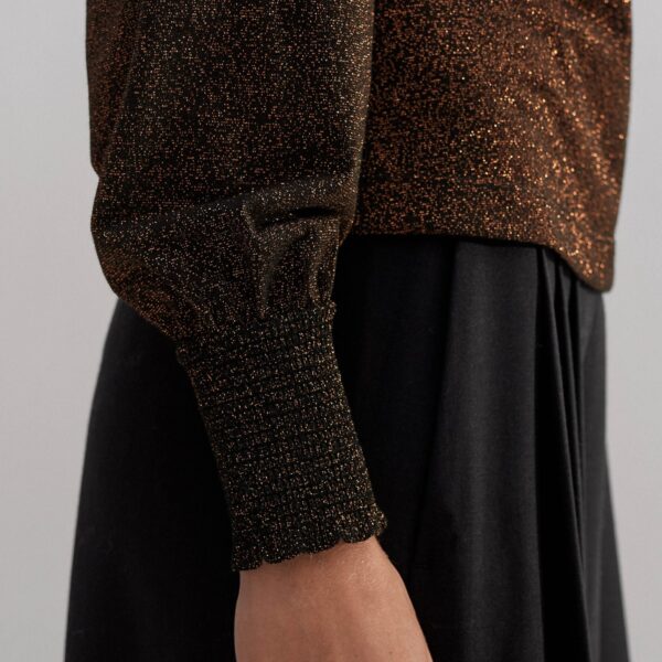 Engineered Rib Trim Metallic Top - Image 5