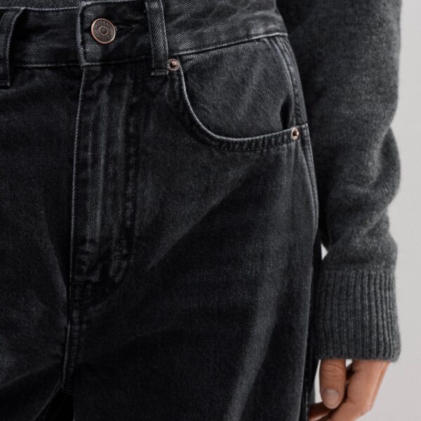 Extreme Tapered Jean - Image 6