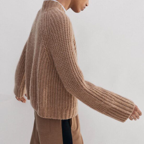 Merino Cashmere Silk Rib Crop Sweater - Image 6