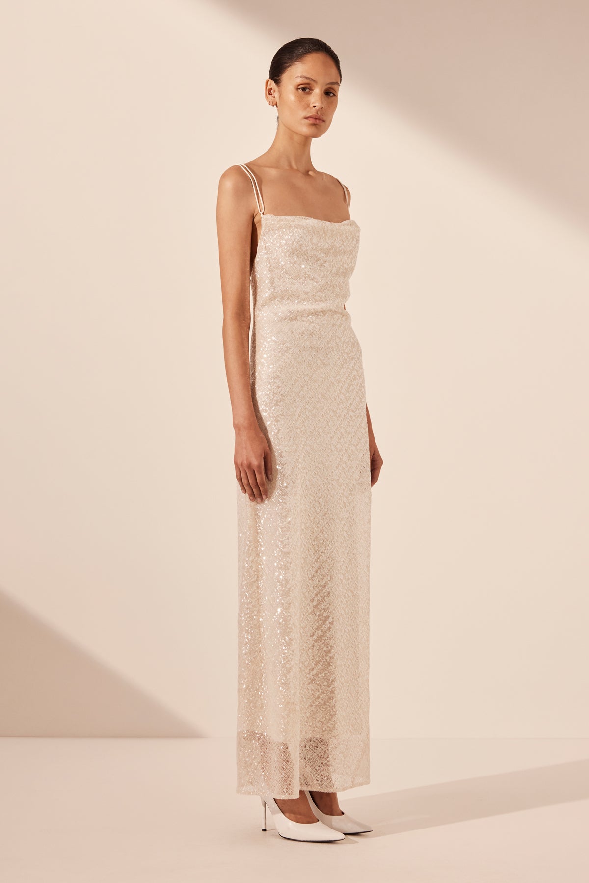 【Shona Joy】スパンコールメッシュマキシドレスalaya cowl maxi Shona Joy Ivory Dress | Designer Collection | Coveti
