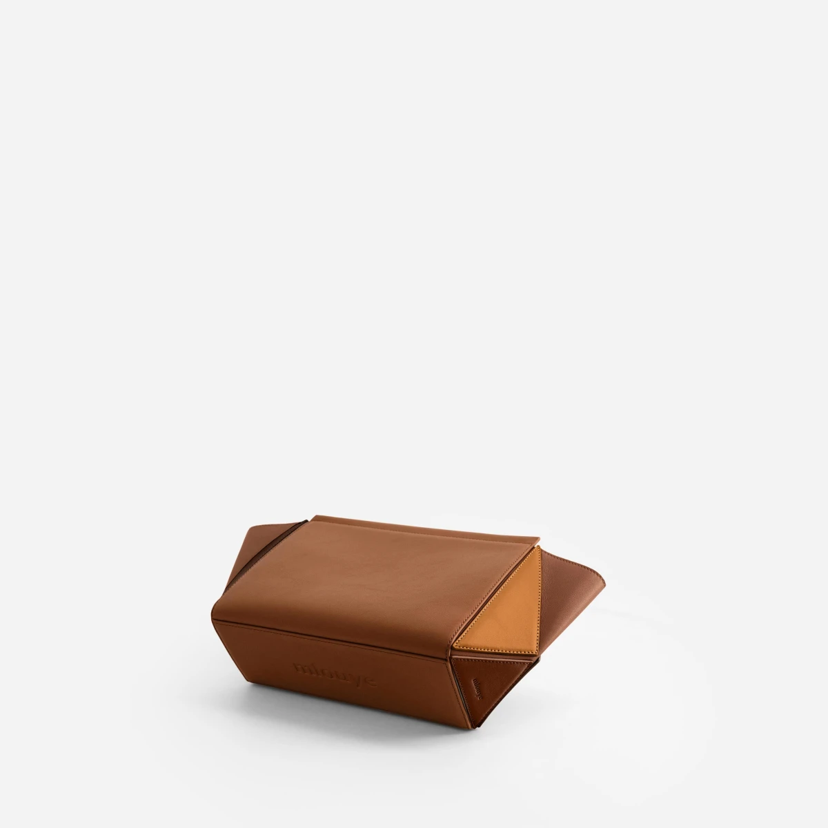 Medium Triangle Pouch - Praline