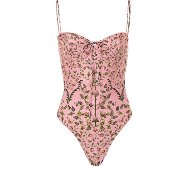 Agua By Agua Bendita