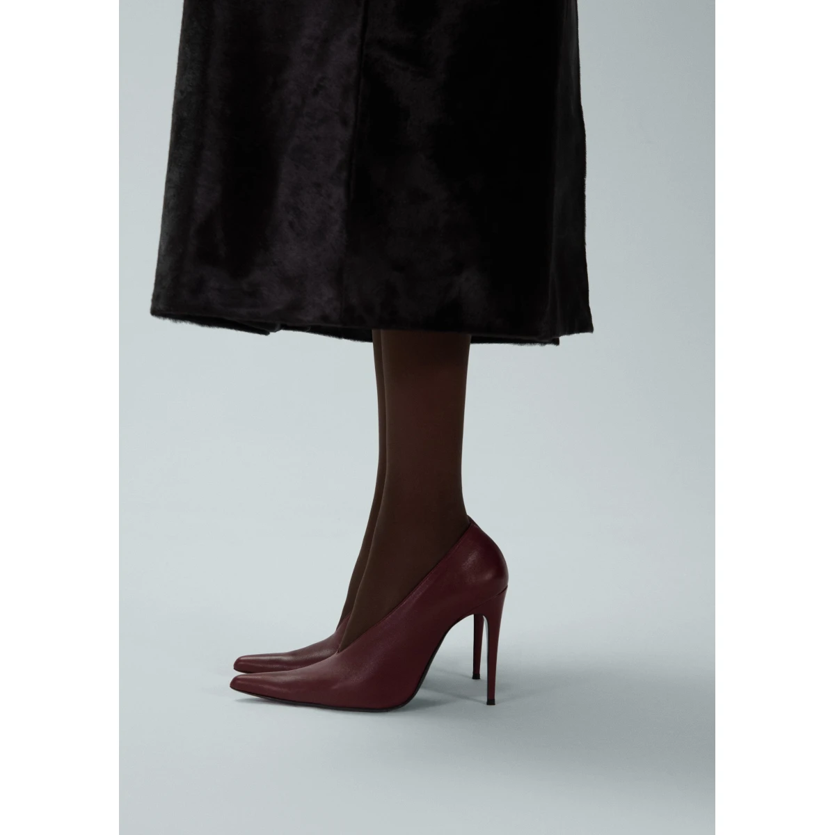 Magda Butrym Pointed pumps in burgundy leather