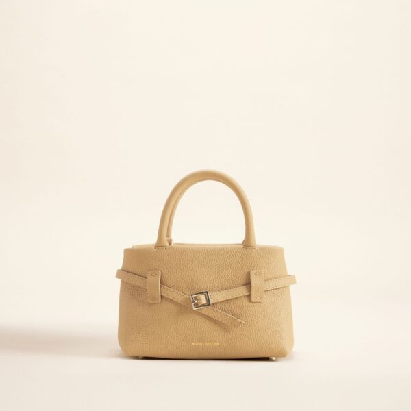Manu Atelier bags