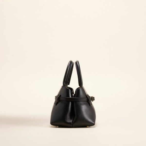 Manu Atelier handbags
