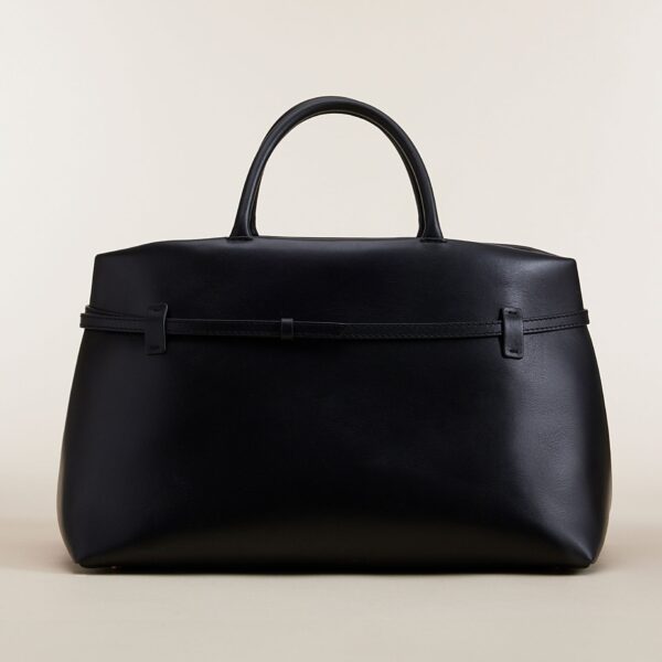 Manu Atelier bags