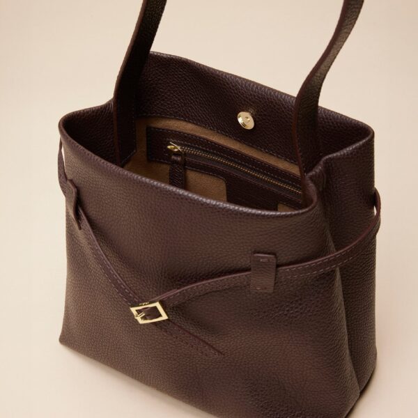 Manu Atelier handbags