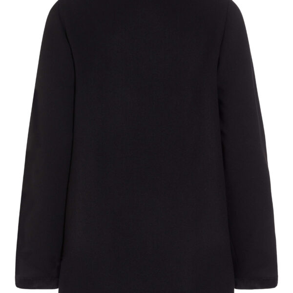 Markarian clothing