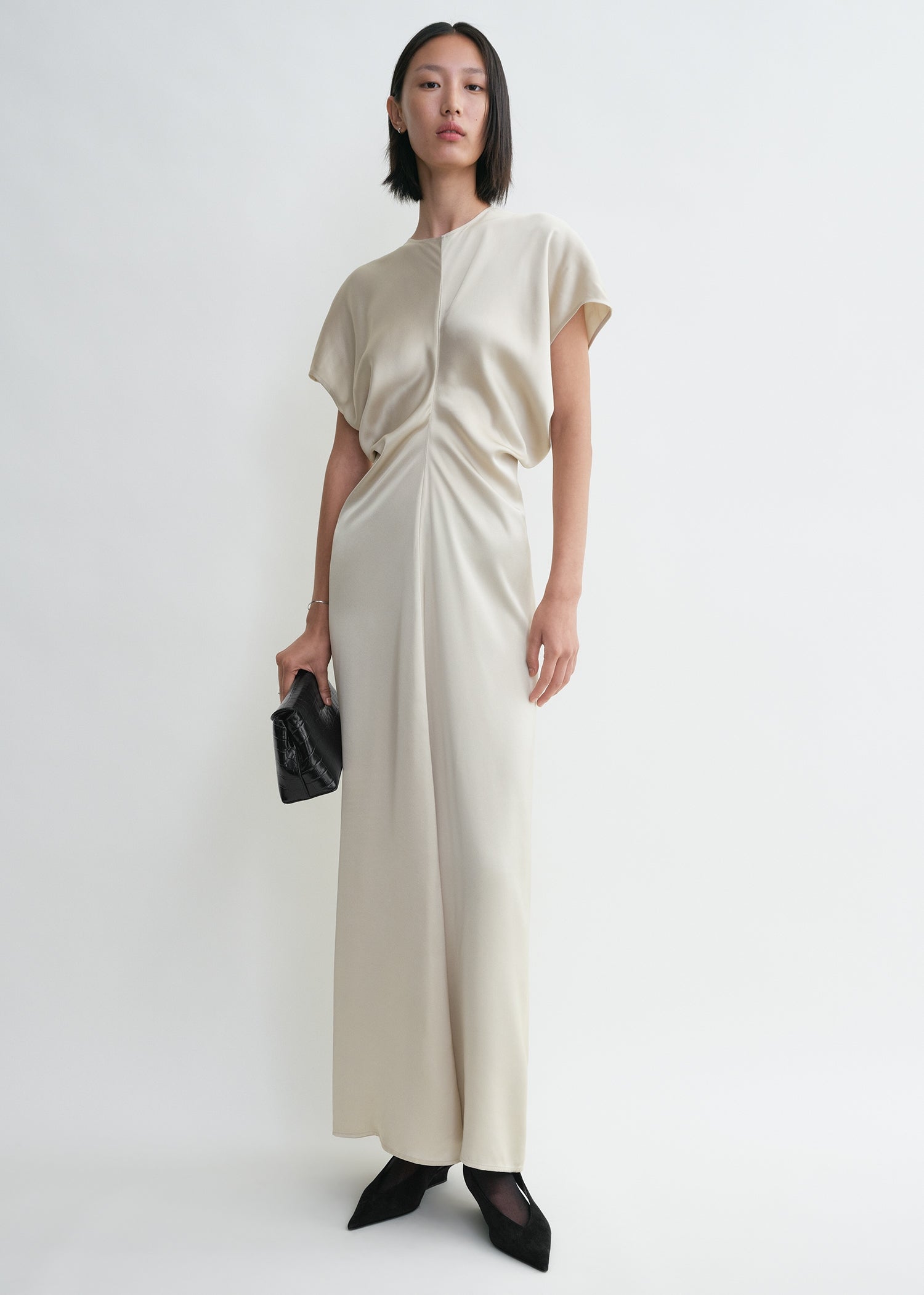 【関税込み】TOTEME カーキ Slouch Waist マキシドレス 22023407_52343612_1000.jpg