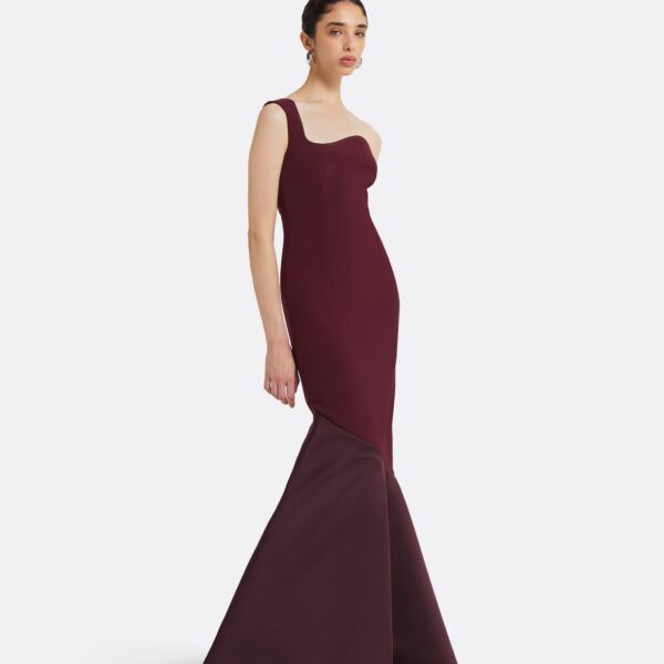 safiyaa gown
