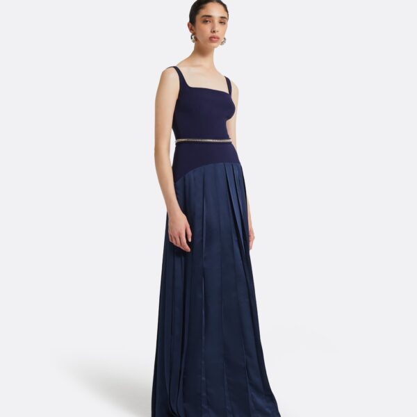 safiyaa gown