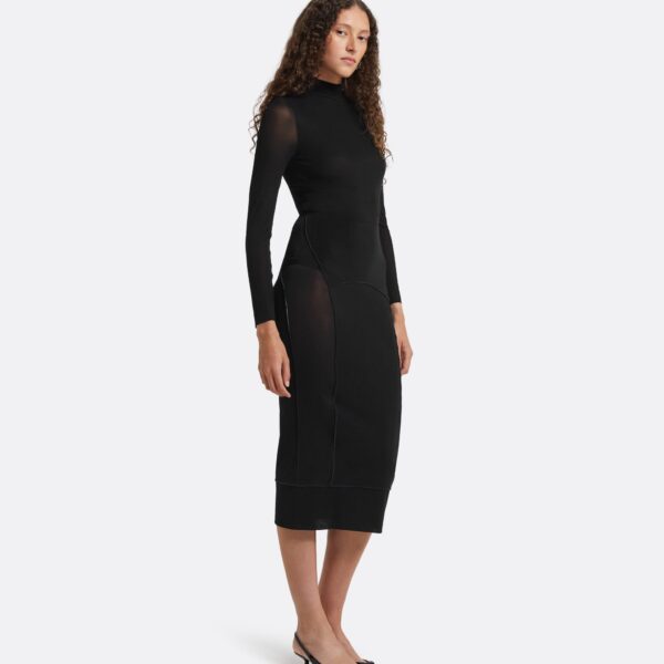 safiyaa gown