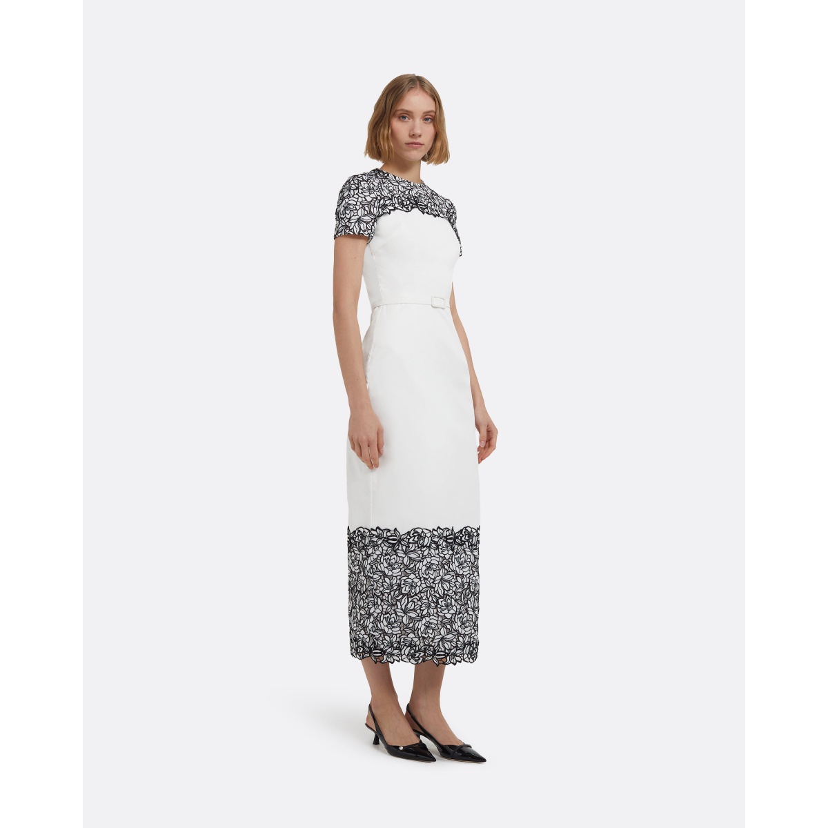 safiyaa gown