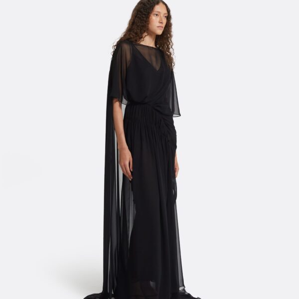 safiyaa gown