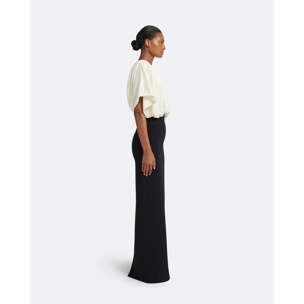 safiyaa gown