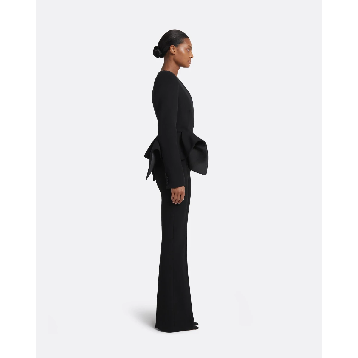 safiyaa gown