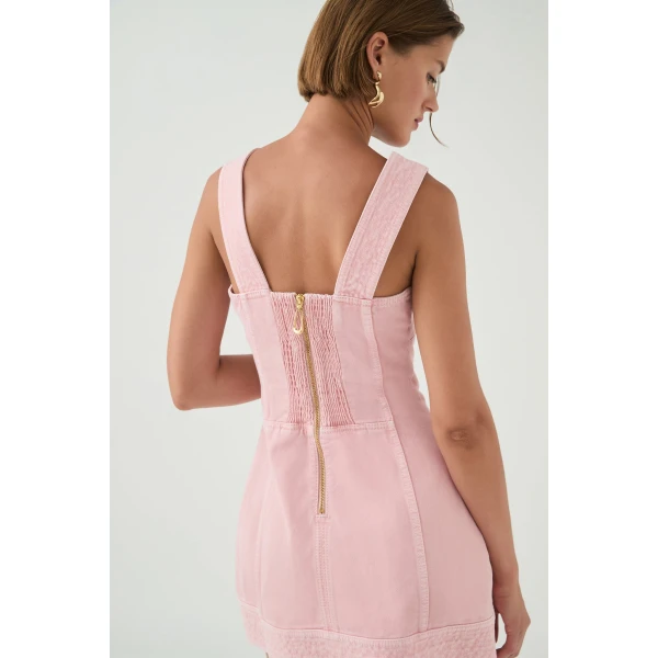 luxury Clothing from Coveti Marketplace