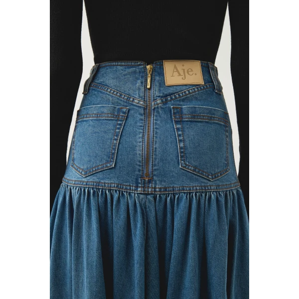luxury Clothing from Coveti Marketplace