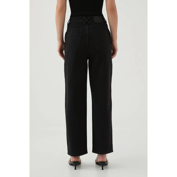 luxury Clothing from Coveti Marketplace