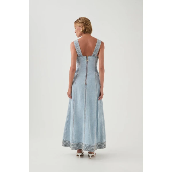 luxury Clothing from Coveti Marketplace