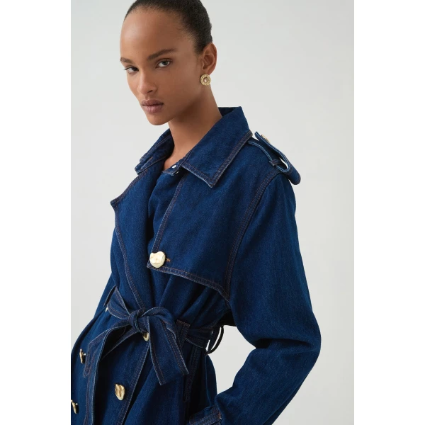 luxury Clothing from Coveti Marketplace